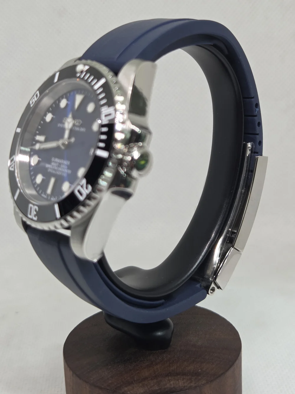 Custom 40mm Automatic Seiko Mod Watch NH35 Black & Blue Submariner